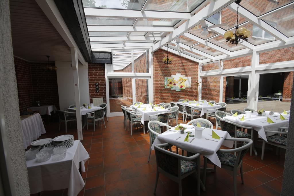 Hotel Restaurant Zum Jaegerheim Wendeburg Ngoại thất bức ảnh